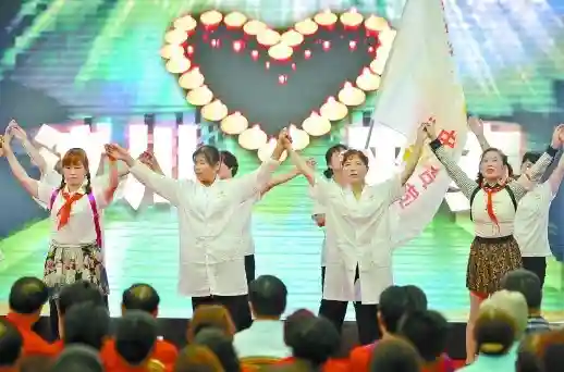 新闻早餐丨住建部等四部门：防止提取住房公积金用于炒房投机